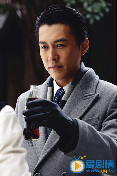 明楼伪装者剧情介绍 伪装者明楼剧照