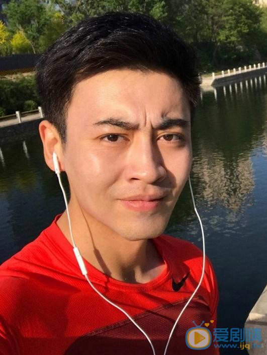 警察锅哥简凡是谁扮演的？警察锅哥简凡扮演者刘凯个人资料、写真及生活照欣赏