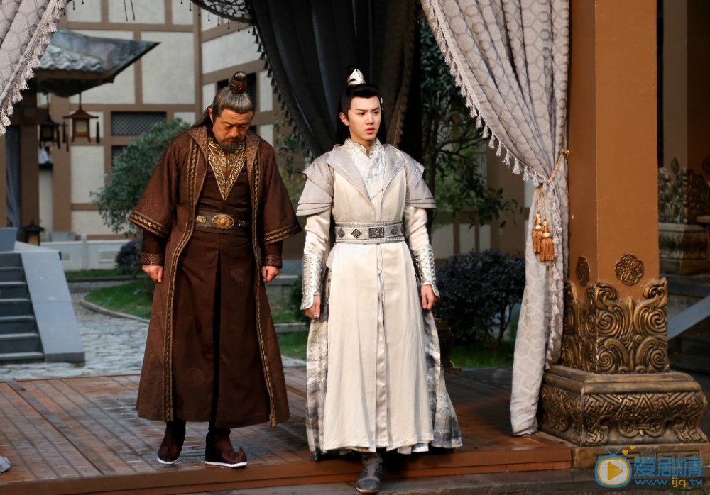 凤唳九天剧情介绍(1-60集大结局)