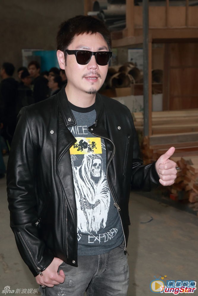 以和为贵高清剧照  李思捷 马德钟、徐子珊、李思捷、江美仪、朱千雪等纷纷亮相，为主演的TVB新剧《以和为贵》拍宣传片。该剧于3月30日开播。