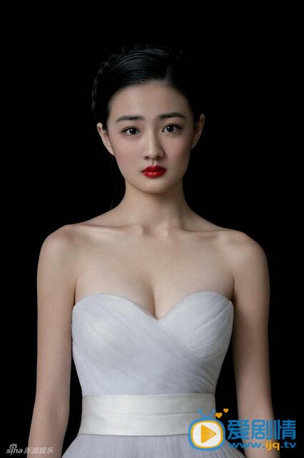  拥抱朝阳剧情介绍 剧照