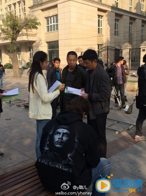  姐是浪漫性情人片场照
