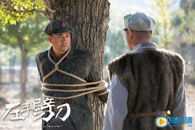 左手劈刀收官 龙飞韩德功硬汉形象再回顾
