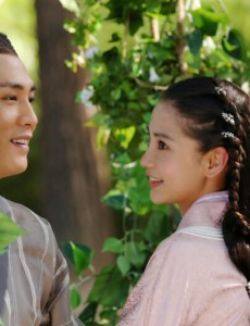 云中歌Angelababy杜淳秋千热吻定情
