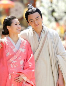 云中歌热播 陈晓首次当爹 对苏青至死不渝