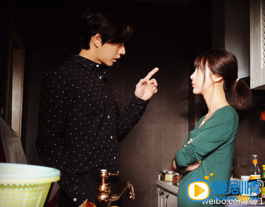 远得要命的爱情剧照