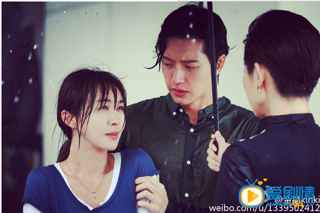 远得要命的爱情剧照