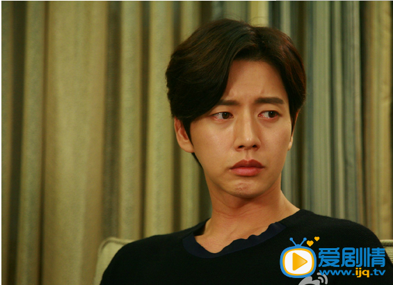 远得要命的爱情剧照