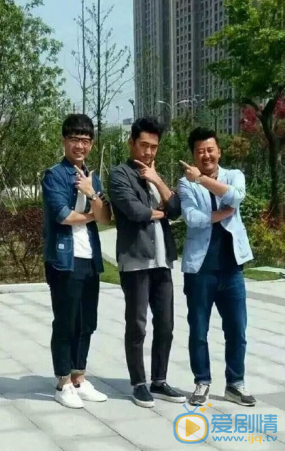 绝不松开你的手 剧情介绍