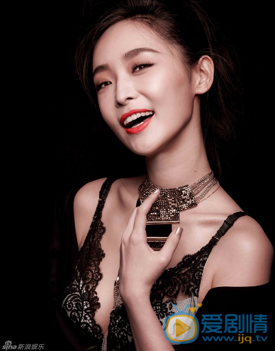  致单身男女马春芳是谁扮演的？马春芳扮演者李曼写真照欣赏