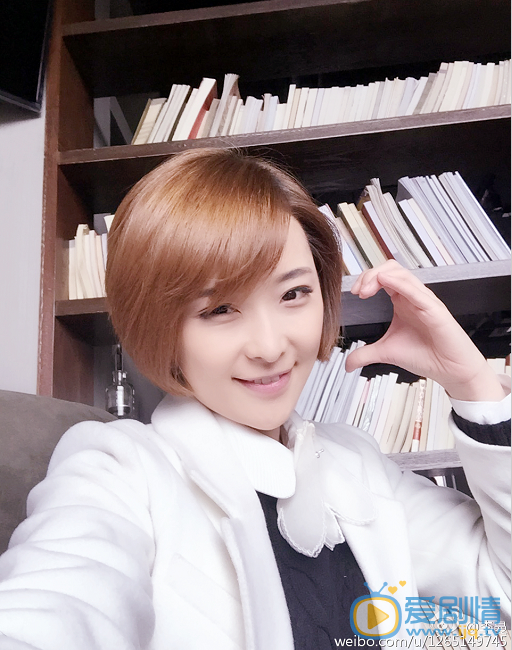  致单身男女马春芳是谁扮演的？马春芳扮演者李曼生活照欣赏