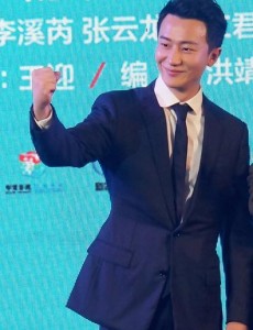 亲爱的翻译官黄轩饰演的程家阳开的什么车？程家阳开的车是什么牌子的？多少钱？