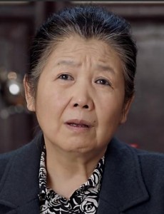 好先生彭奶奶知道陆远不是儿子彭海了吗？彭奶奶在哪一集知道的？彭奶奶最后的结局是什么？