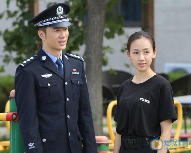 警花与警犬剧情介绍(1-44集大结局)