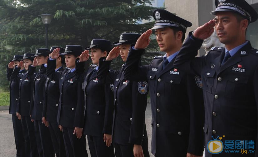 警花与警犬剧情介绍(1-44集大结局)