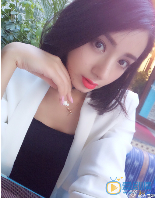  幻城岚裳是谁扮演的？岚裳扮演者麦迪娜个人资料及写真生活照欣赏