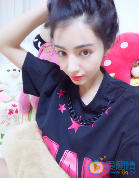  幻城岚裳是谁扮演的？岚裳扮演者麦迪娜个人资料及写真生活照欣赏