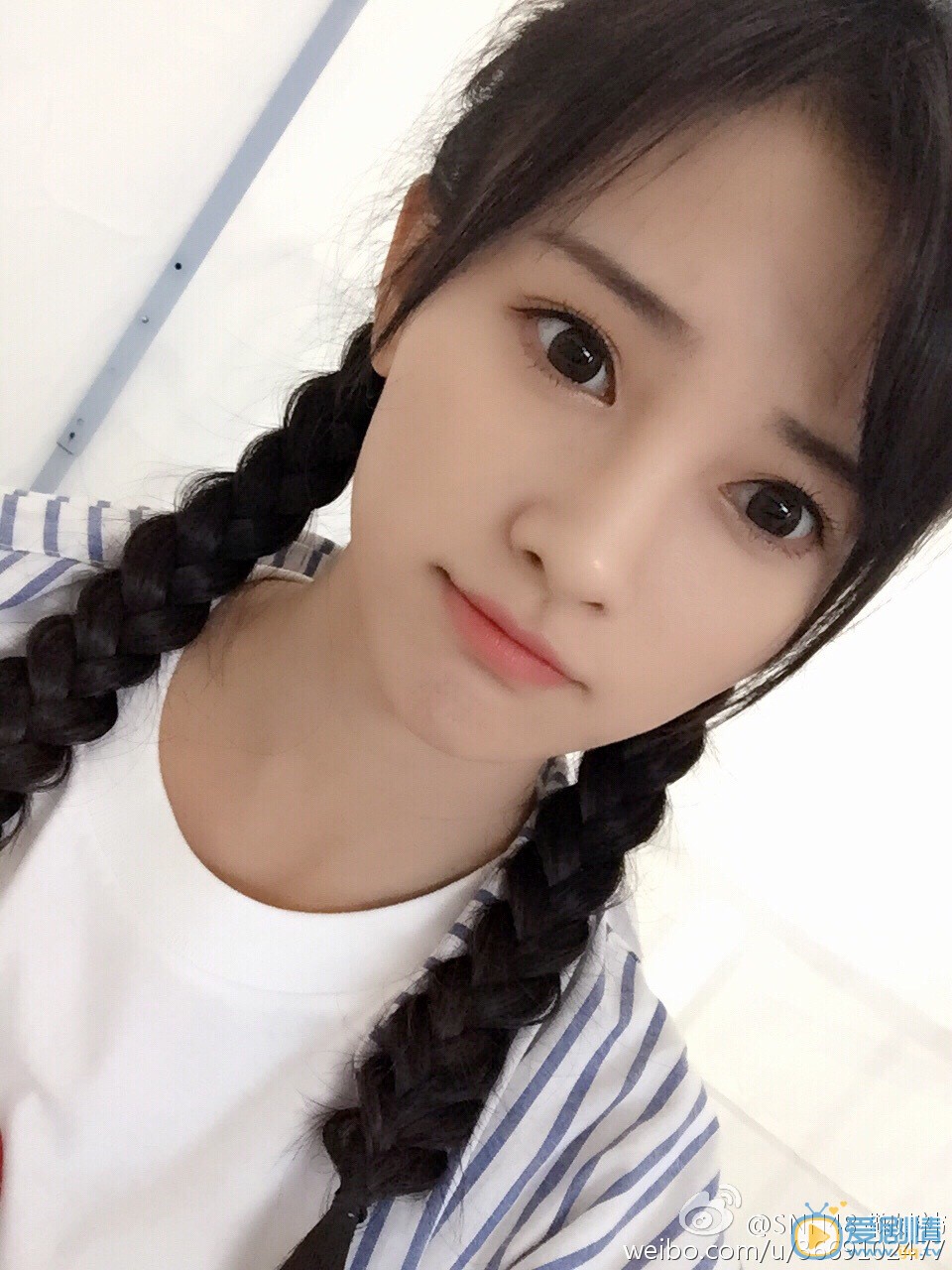 九州天空城雪飞霜是谁扮演的？九州天空城雪飞霜扮演者鞠婧祎个人资料及生活照作品介绍