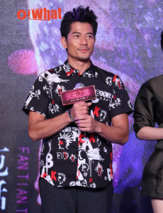 天亮之前郭富城为角色“体验生活” 发布会现场变身拳击场