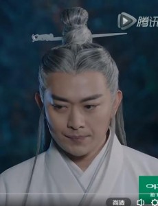 青云志第2集出现的白发尊者是万剑一吗？万剑一竟然出来了？苍松和万剑一是什么关系？