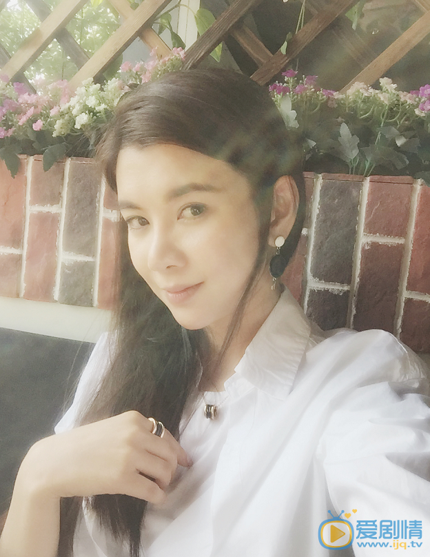  你好乔安闫涵是谁扮演的？闫涵扮演者王笛个人资料及写真生活照欣赏