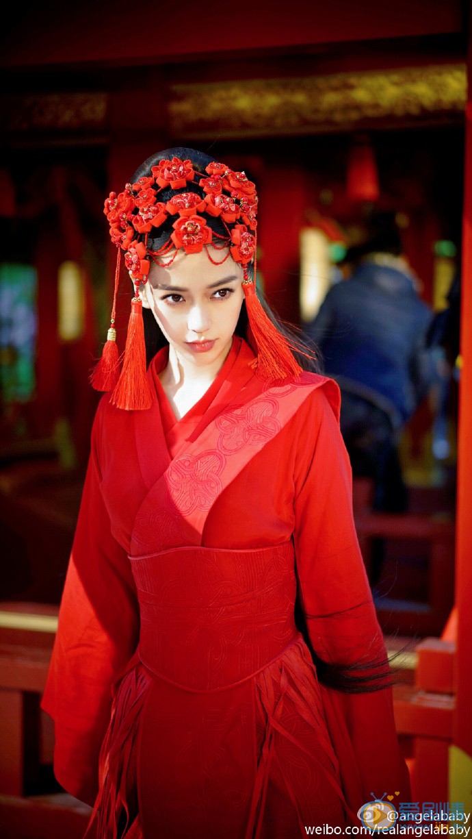 微微一笑很倾城Baby化身最美红衣新娘 爱她你怕了吗？