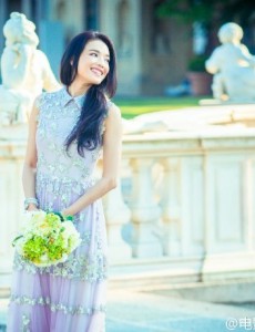 终于知道舒淇为什么要演《我最好朋友的婚礼》了 原来演的就是她自己