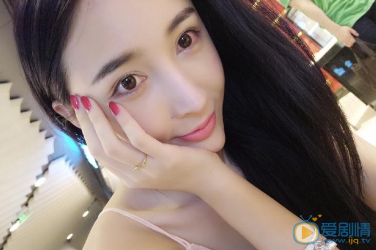 老九门莫测扮演者黄梓熙写真及生活照欣赏