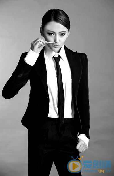 麻辣变形计黑面女王张燕的扮演者是谁？张燕扮演者艾晓琪个人资料及写真生活照欣赏