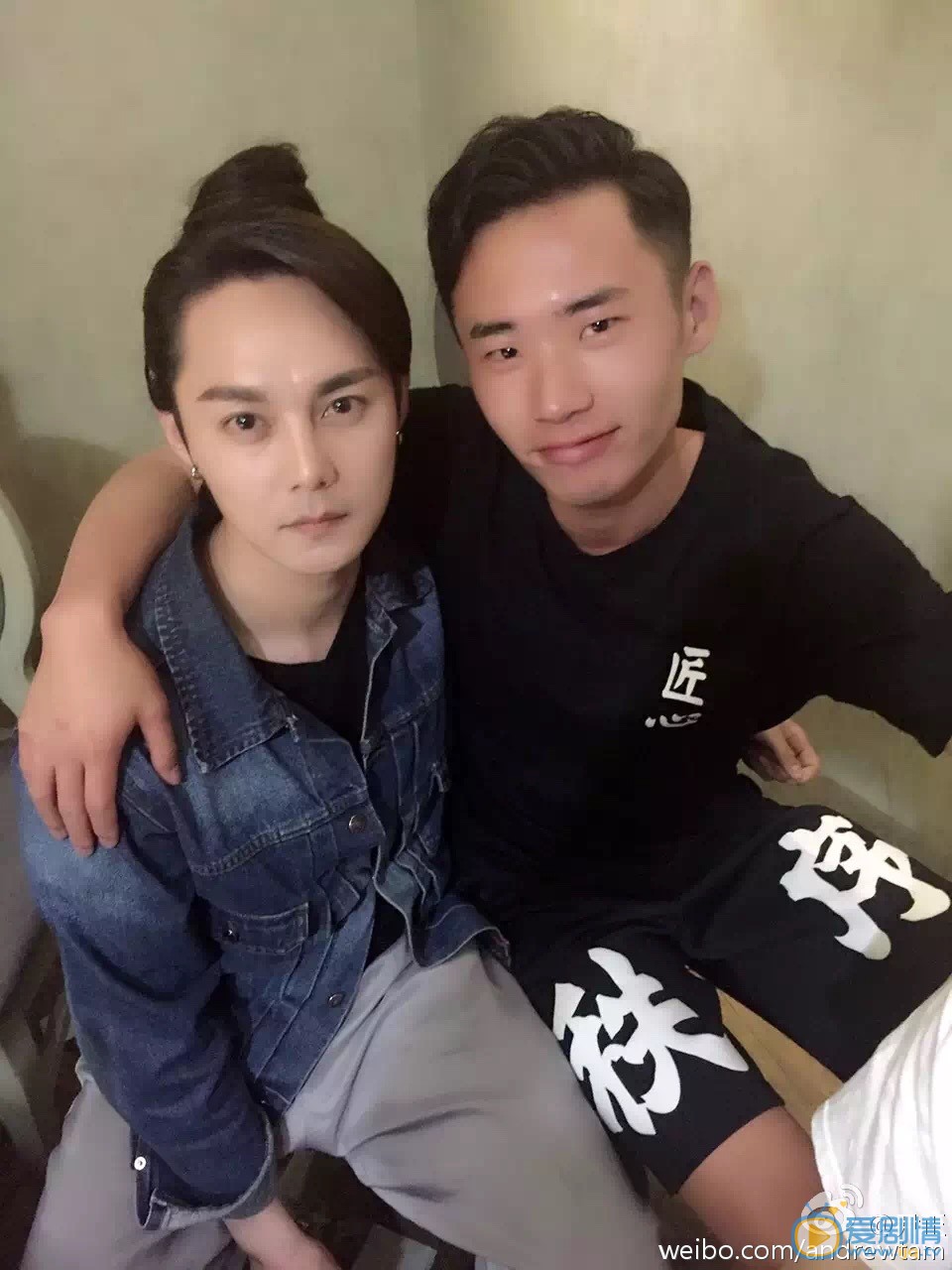 麻雀苏三省扮演者尹正生活照欣赏