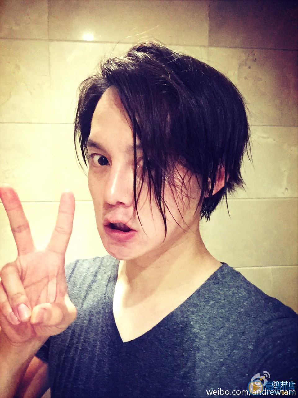 麻雀苏三省扮演者尹正生活照欣赏