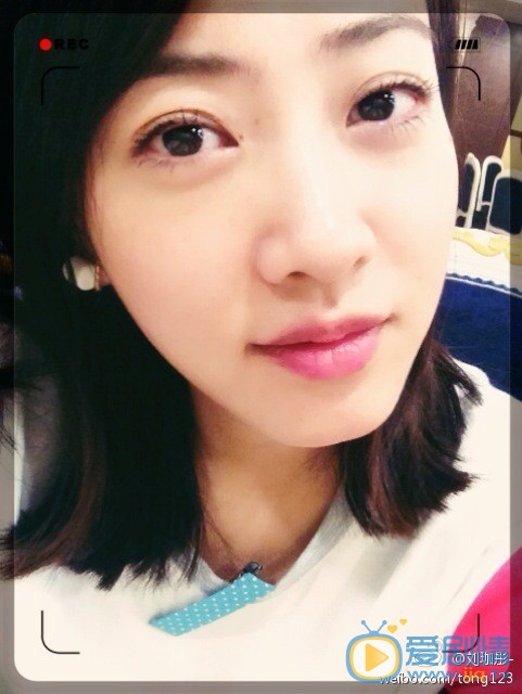 电视剧麻雀中柳美娜扮演者刘珈彤生活照