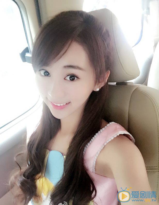 微微一笑很倾城丝丝是谁扮演的？丝丝扮演者宋欣佳怡个人资料及生活写真照欣赏