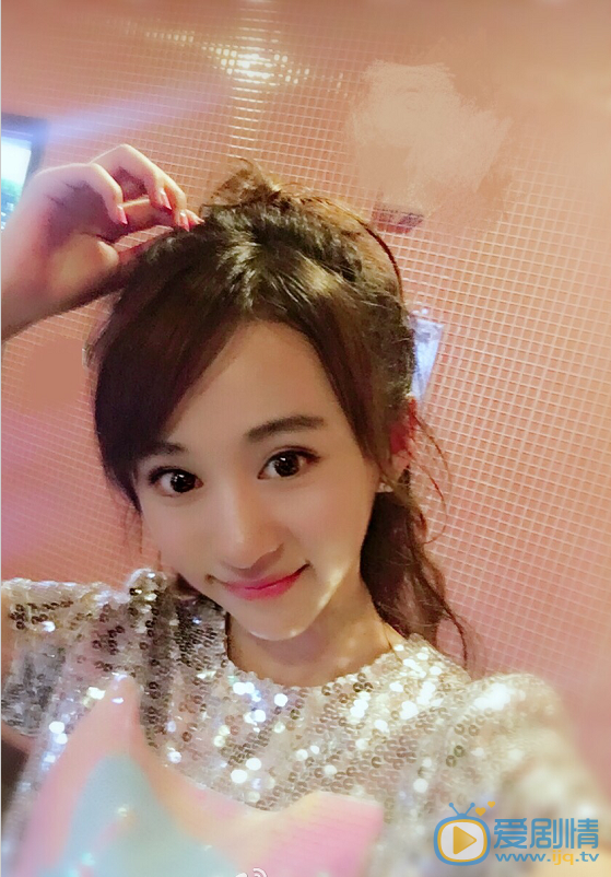 微微一笑很倾城丝丝是谁扮演的？丝丝扮演者宋欣佳怡个人资料及生活写真照欣赏