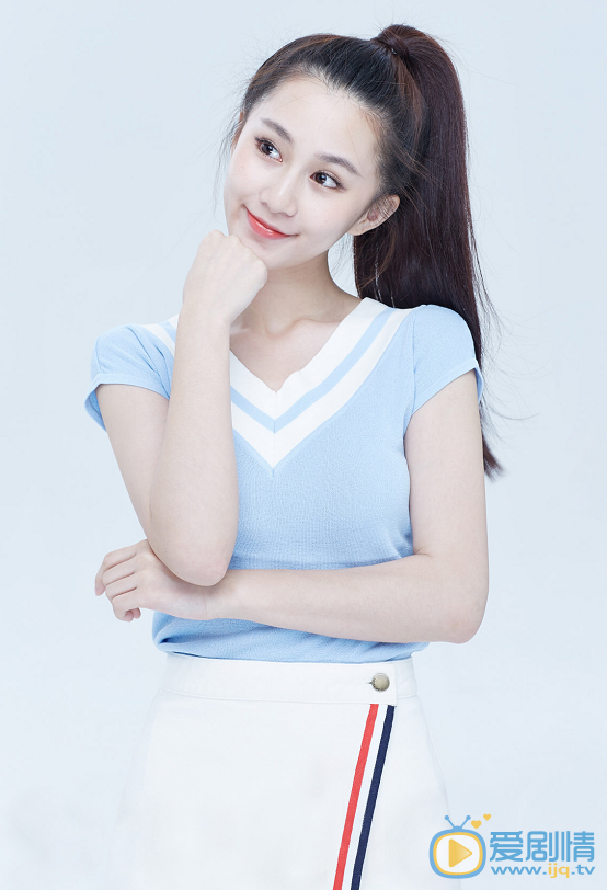  微微一笑很倾城小雨妖妖是谁演的？小雨妖妖扮演者刘颖伦个人资料及写真生活照欣赏