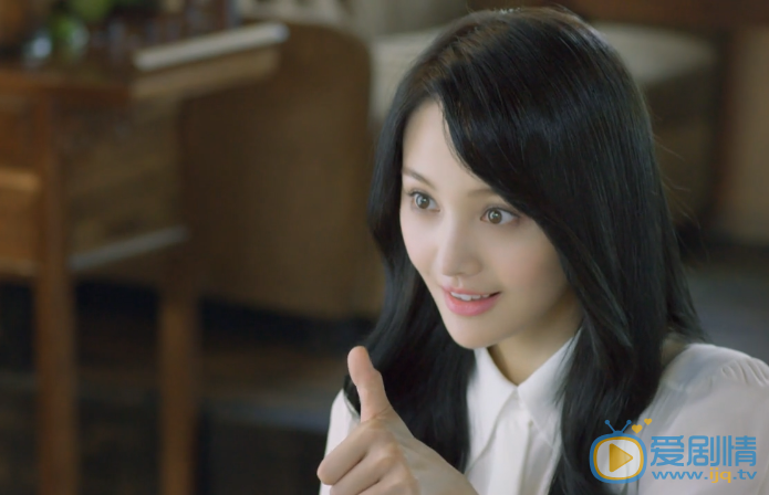  微微一笑很倾城第10集中吃鱼时肖奈和微微比的手势是什么意思？