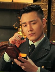 老九门张启山、二月红他们是怎么逃出陨铜世界的？张启山把陨铜带出古墓了吗？陨铜最后的去处
