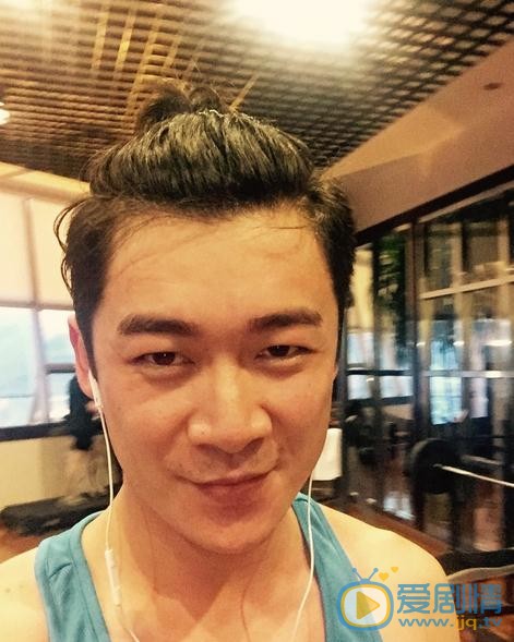 双刺邓文山是谁扮演的？邓文山扮演者曹征个人资料、写真及生活照欣赏