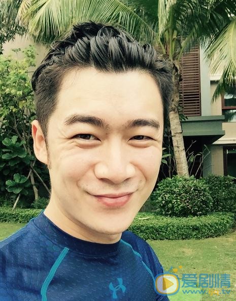 双刺邓文山是谁扮演的？邓文山扮演者曹征个人资料、写真及生活照欣赏