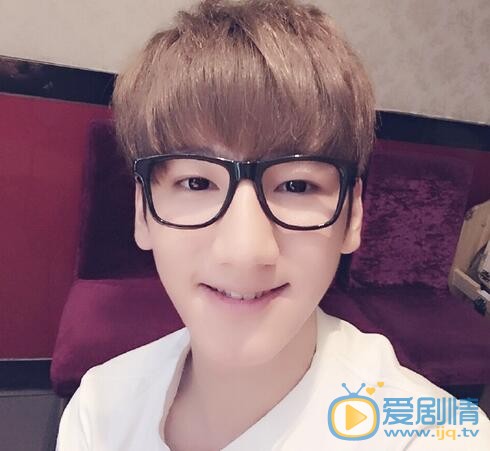 偶滴歌神啊3中扮演二爷的选手是谁？选手李欣雨是音痴吗？李欣雨个人资料介绍