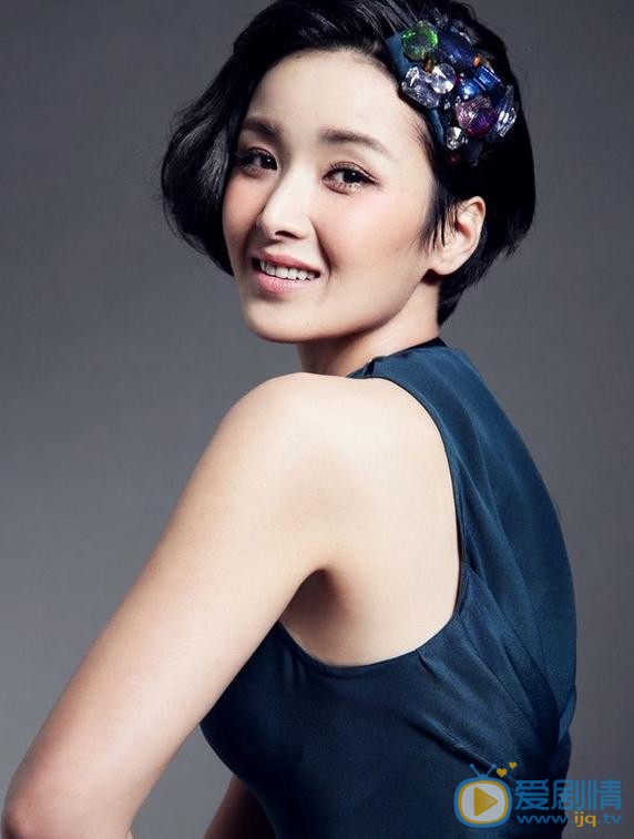 骡子和金子花姑是谁扮演的？花姑扮演者黄曼个人资料、写真及生活照欣赏