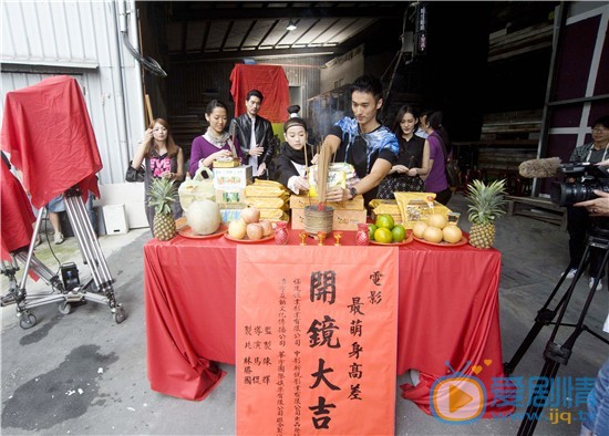 发布会照片