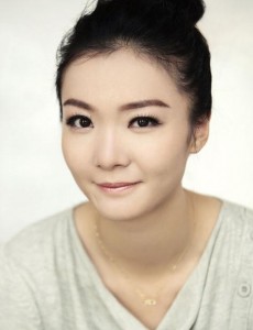 《嘿孩子》方向是谁扮演的？嘿孩子方向扮演者齐溪个人资料、写着及生活照欣赏