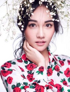 美人为馅辛佳是谁扮演的？辛佳扮演者孙骁骁个人资料、写真及生活照欣赏