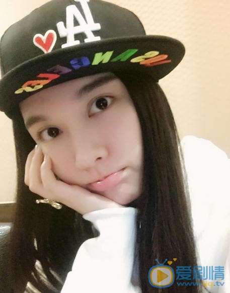 美人为馅辛佳是谁扮演的？辛佳扮演者孙骁骁个人资料、写真及生活照欣赏