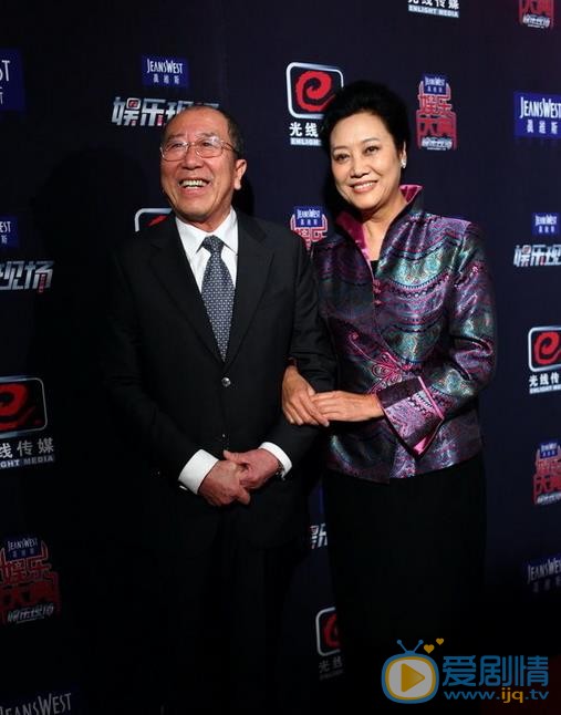 我是你的眼为陈实治眼的钱大夫是谁演的，钱伯仲饰演者雷恪生资料简介及作品盘点