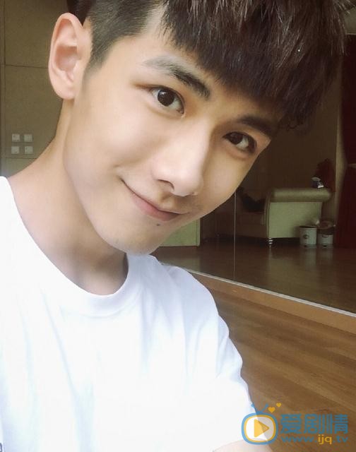 美人为馅穆方城（M）是谁扮演的？穆方城（M）扮演者赵弈钦个人资料、写真及生活照欣赏