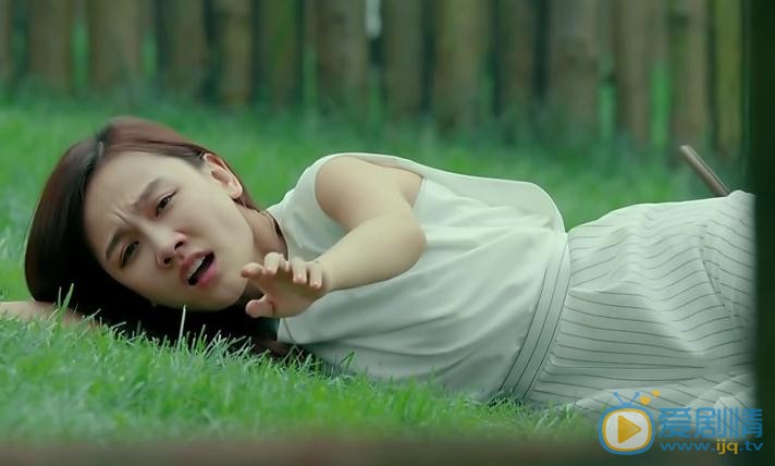 美人为馅辛佳的真正身份是谁？辛佳死了吗？辛佳被谁杀死的？
