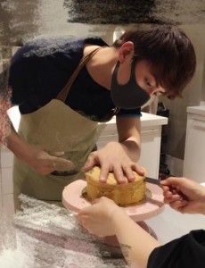 《美人私房菜》浙江卫视发布会马天宇秀厨艺 现场操刀做“西湖醋鱼”