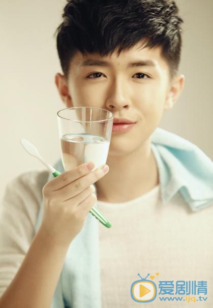 美人为馅夏俊艾（A）是谁扮演的？夏俊艾（A）扮演者张逸杰个人资料及写真、生活照欣赏